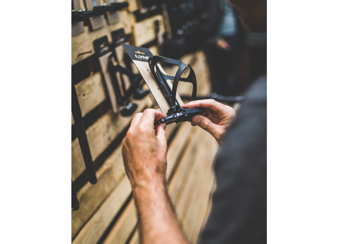 Lyne Quick-Draw Holder & Multitool + Side Entry Bottle Cage