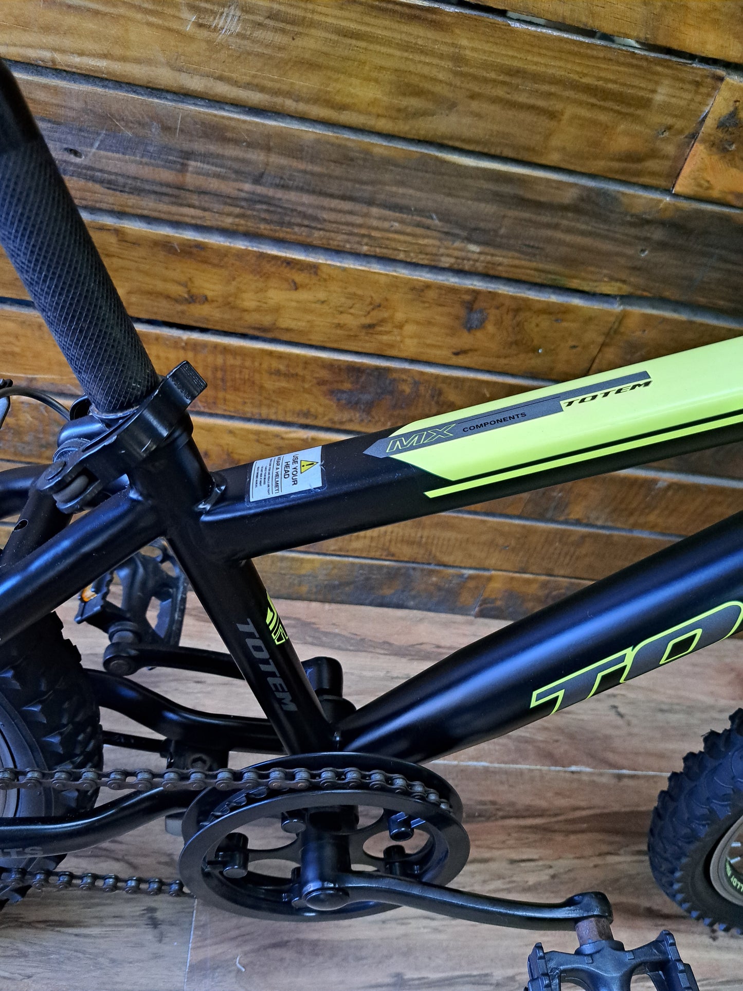 Pre-owned 20" Totem Mojo 2