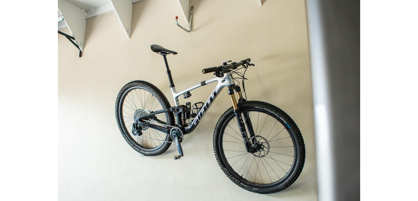 Holdfast Wall Mount Pedal Bike Hanger