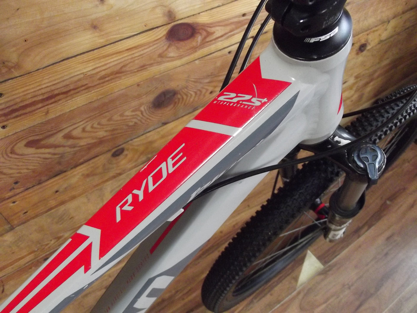 Pre-owned Titan Ryde Plus+ 27.5 MTB Small