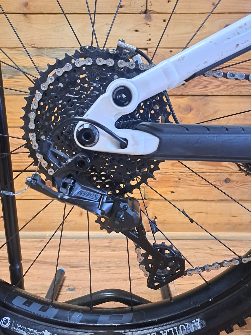 Pre-owned Commencal Meta AM29 L 2021