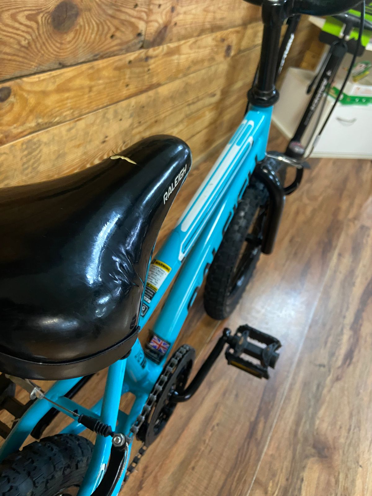 Pre-owned Raleigh R16 16inch