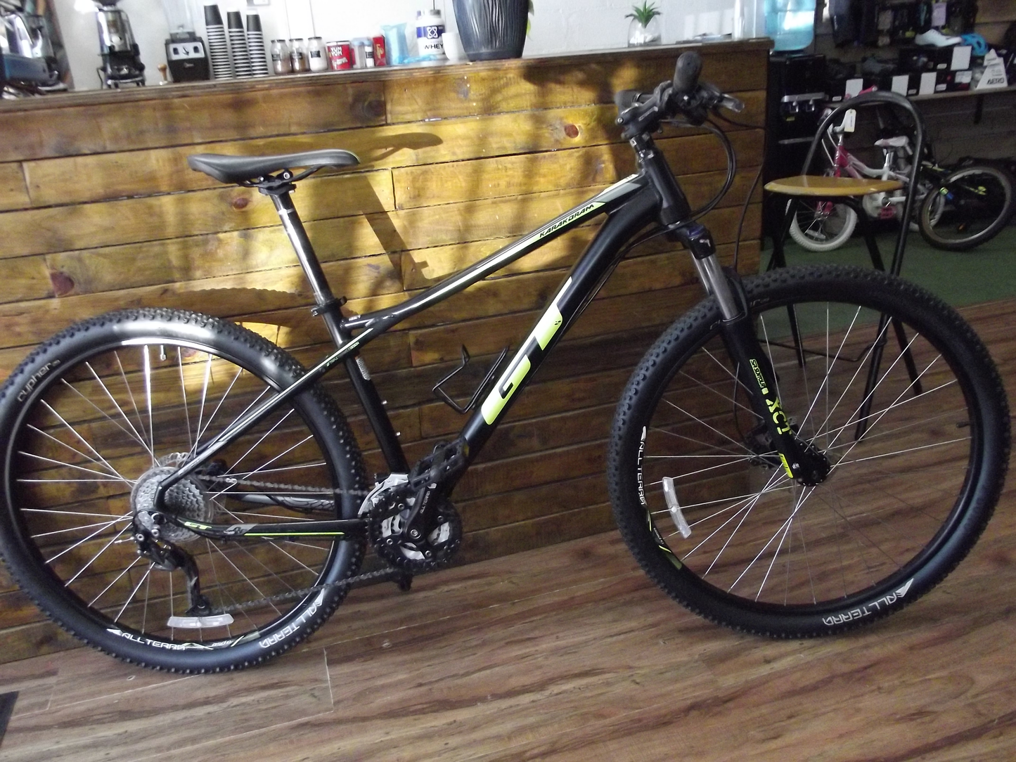 Pre-owned GT Karakoram 29er M