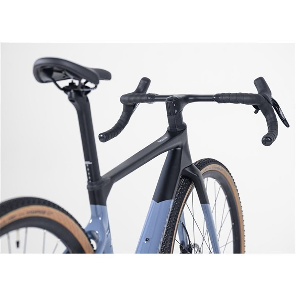 Avalanche Roam Carbon Gravel Bike 700c